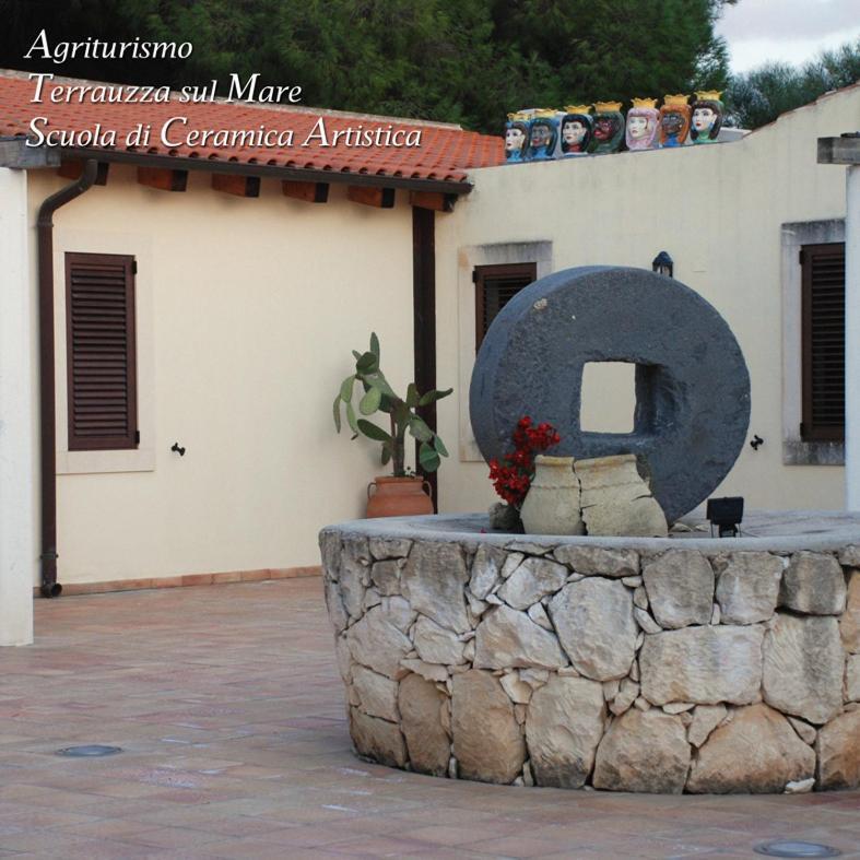 Terrauzza Sul Mare Di Renata Emmolo Apartment Syracuse Exterior photo